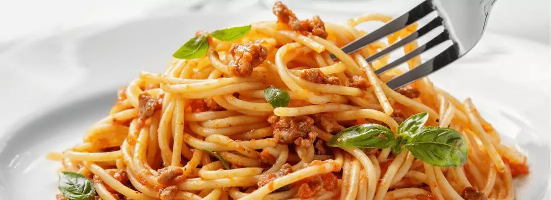 How to gracefully handle tricky foods...like spaghetti 🍝